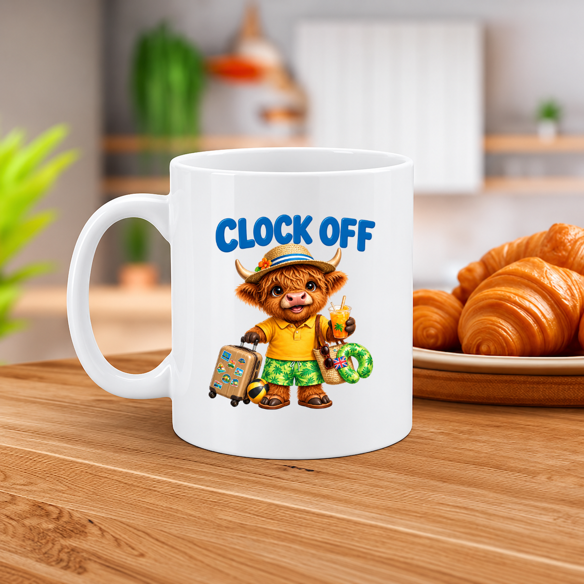 MG6905 Clock Off Highland Cow Holiday Mug, 11oz White Ceramic Coffee Cup with Cute Travel Cow Artwork, Summer Vacation Design, 325ml Novelty Tea Cup for Home, Office and Everyday Drinks