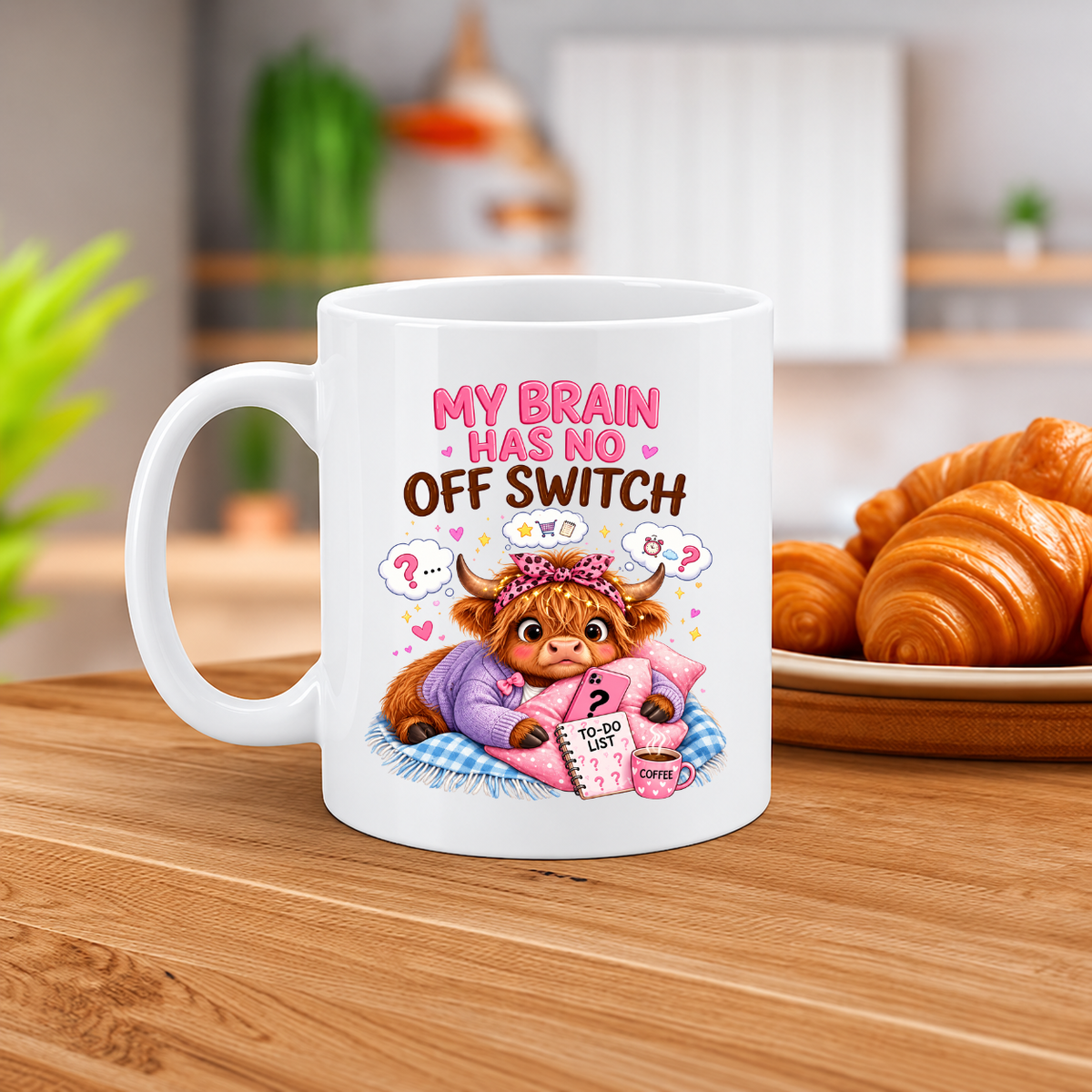 MG6909 My Brain Has No Off Switch Highland Cow Mug, 11oz White Ceramic Coffee Cup with Cute Pink Cow and To-Do List Print, Funny Overthinking Design, 325ml Novelty Tea Mug for Home and Office